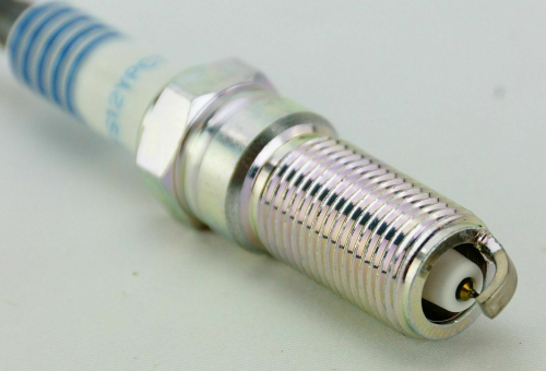 8x Genuine Motorcraft Platinum Spark Plug SP-548 CYFS-12F-1X - Image 9